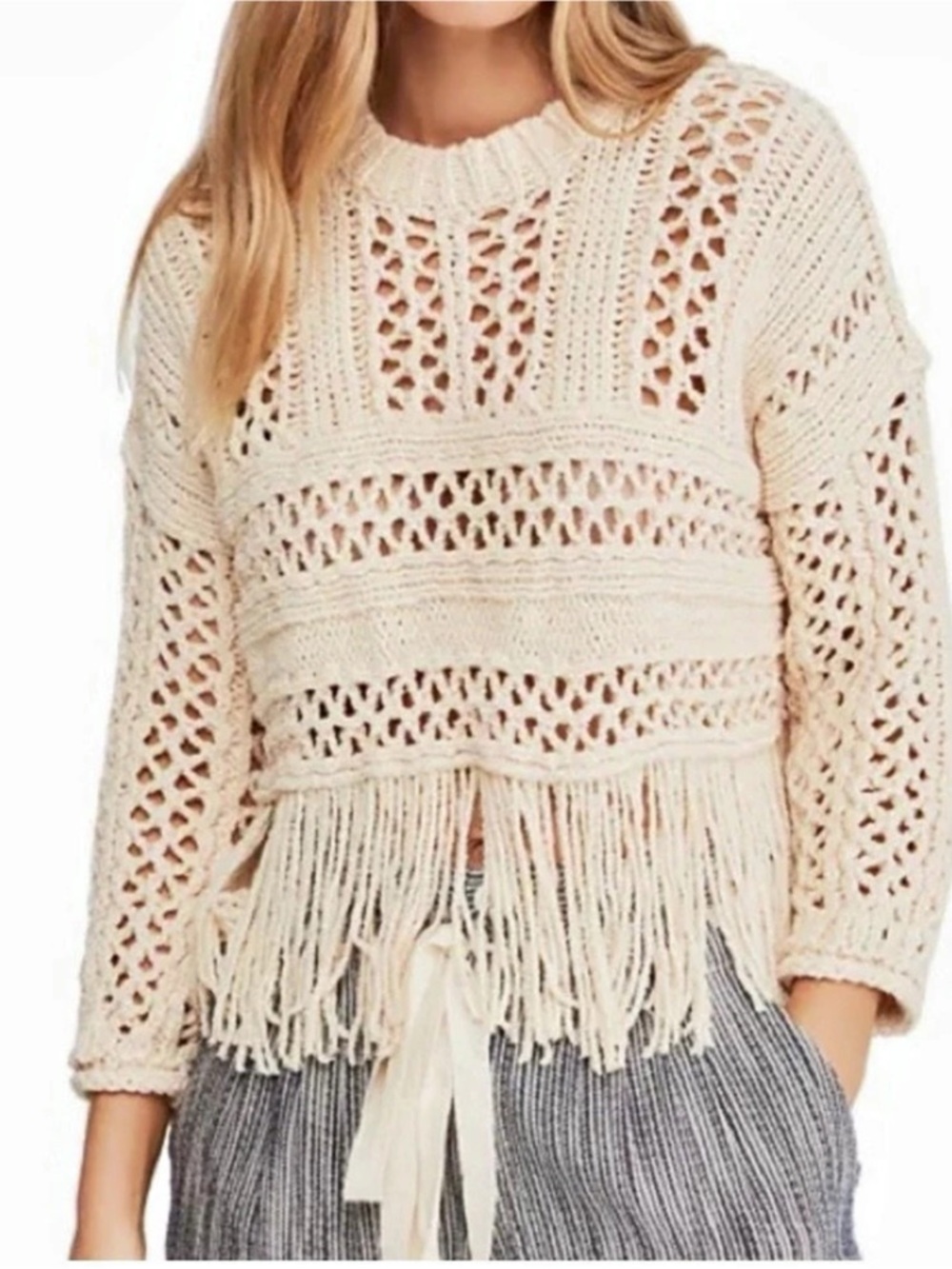 Free People Crochet Fringe Sweater Cream Size Medium NWT - Picture 2 of 4